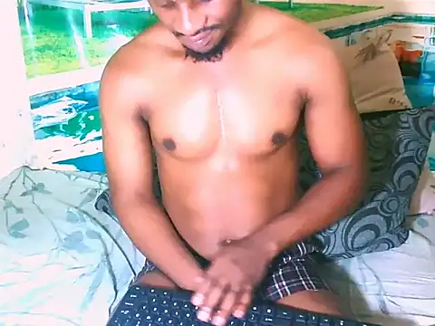 EbonyTiger69's cam snapshot