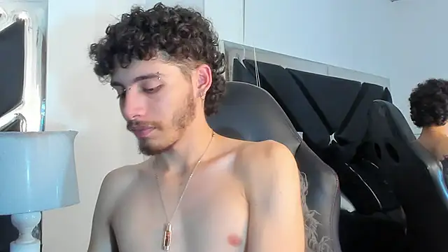 JojoBraando's cam snapshot