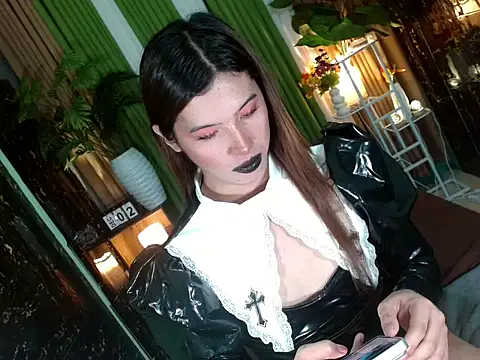 Queen_kendalx19 live sex cam