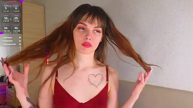 LisaDrake's cam snapshot