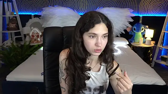 BabyFlowerr's cam snapshot