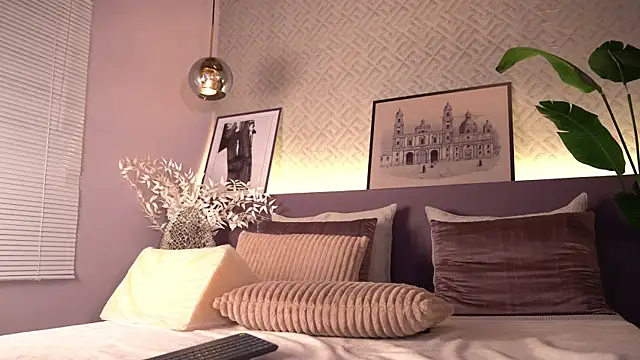 ElleDiane's cam snapshot