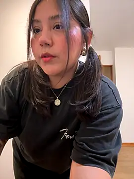 NamiNae live sex cam