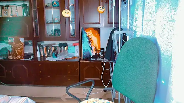 FlowerButterf's cam snapshot