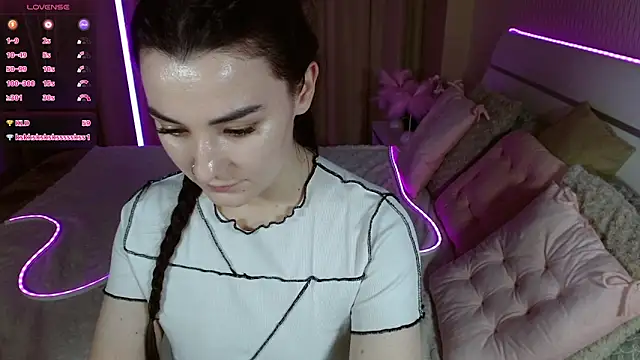 AdeleCutie's cam snapshot