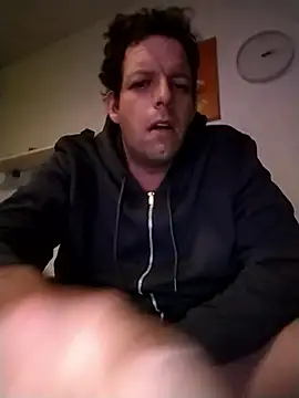 Knuffelstaaff123 live sex cam