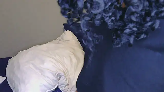 Serafynn live sex cam