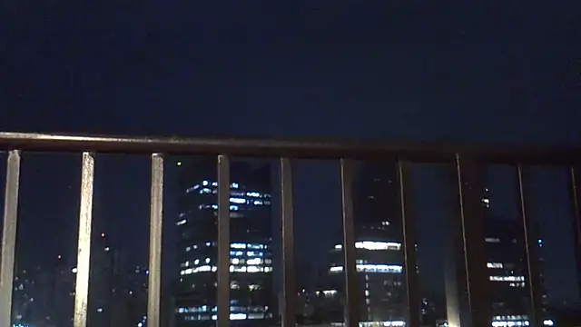 SkinnyKitten live sex cam