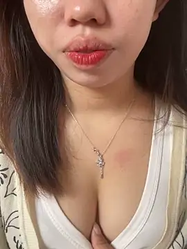 Rose-babyx's cam snapshot