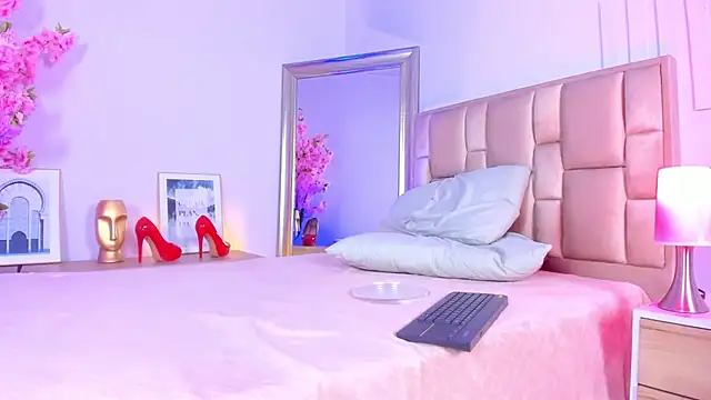 naia_xo live sex cam