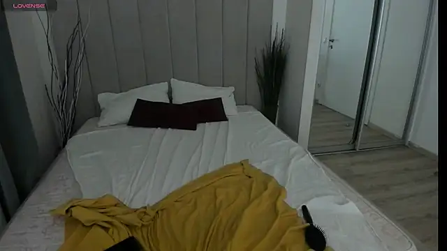 SHERI_BELTON live sex cam