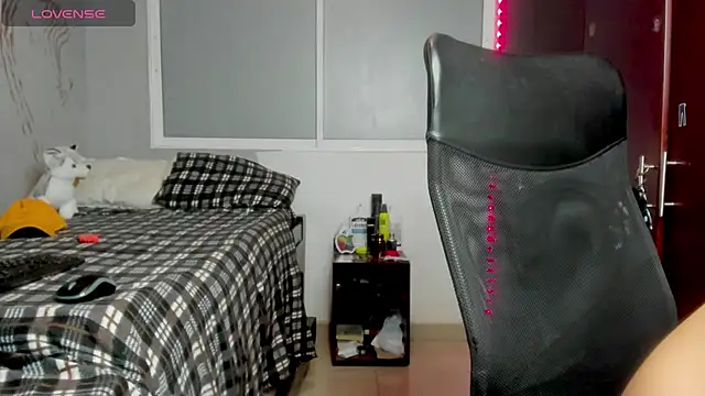 Noxx_starkK live sex cam