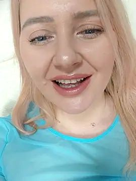 LadyLolyPop_'s cam snapshot