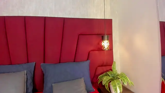 LadyLuminary live sex cam