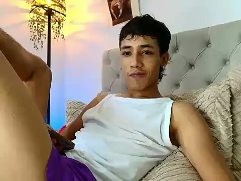 Ostin18hot live sex cam