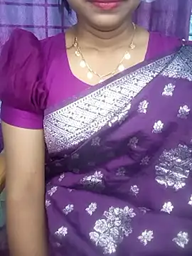 cute_mahi07 live sex cam