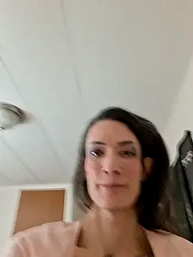 MaitressePomme3 live sex cam