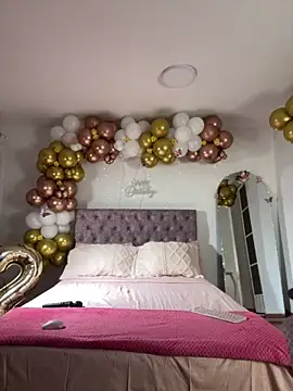 Samantha_e2's cam snapshot