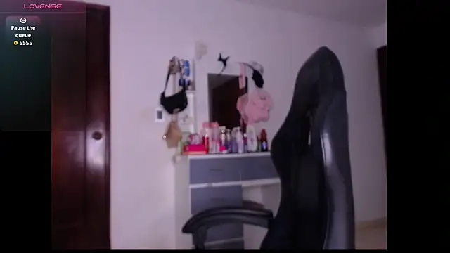 leslycarsson's cam snapshot