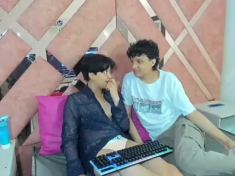 Yui_And_rin_'s cam snapshot