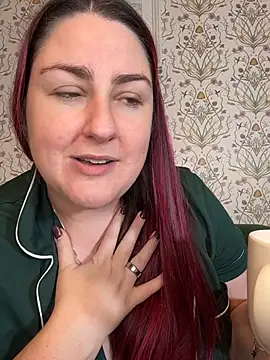 Lacey-BBW live sex cam