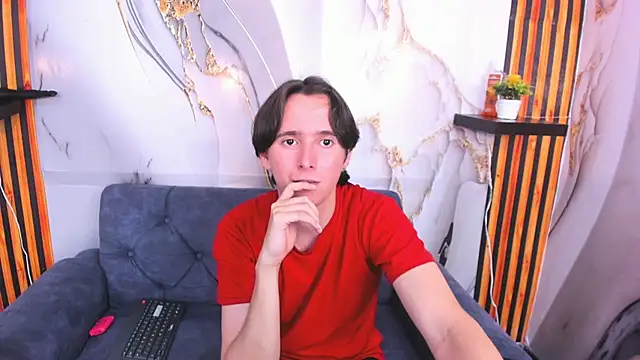 Aaron_LatinMen2's cam snapshot