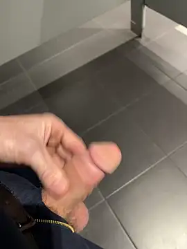 66Retro99's cam snapshot