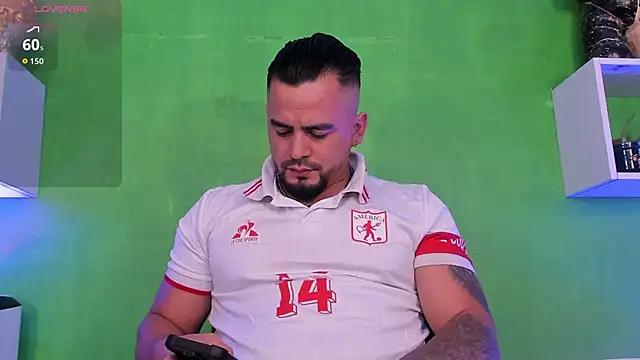 riky_11's cam snapshot