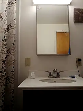 ReallyReallyReal's cam snapshot