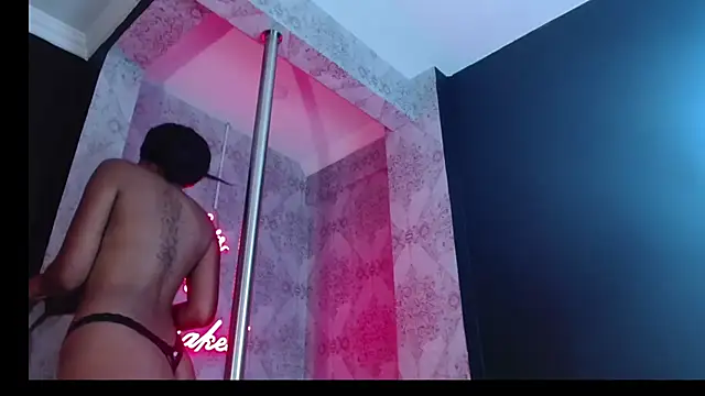 CrystalBrooke3x's cam snapshot