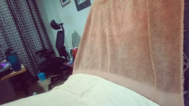 ExposureMakesMeHard's cam snapshot