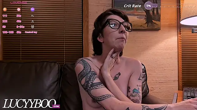 lovelylucyy's web cam