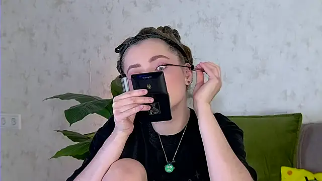 AshleyD_'s cam snapshot