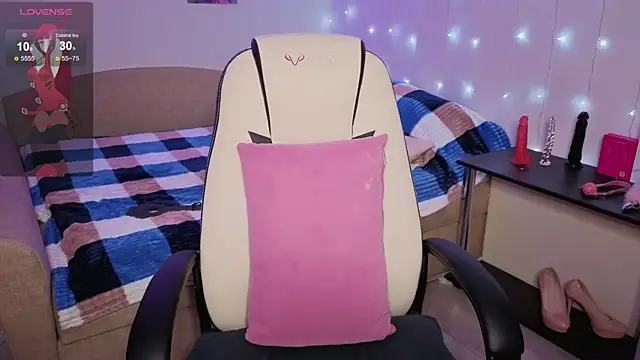 DeeDiamond's cam snapshot