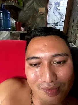 BicuriousExploer's cam snapshot