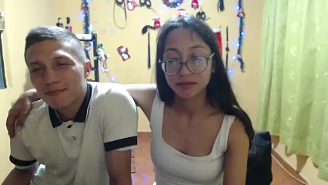 Violet_And_Smith live sex cam