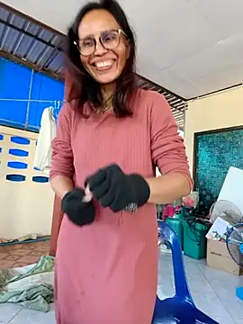 Mama_Eva_1 live sex cam