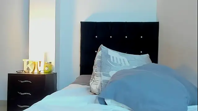 kathyajhonss live sex cam