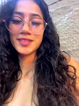 KaitlynLoveCam live sex cam