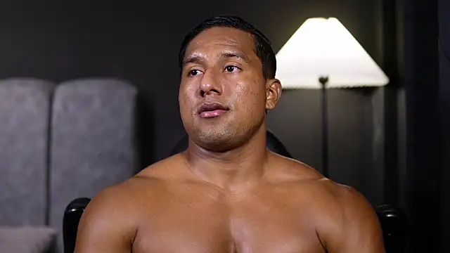 CallumMuscle live sex cam