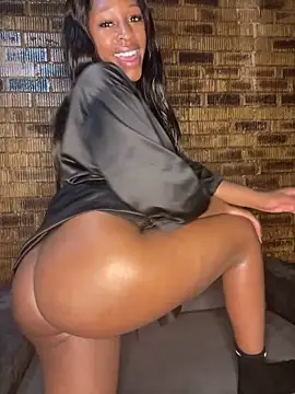 SP1CY_MOMMY live sex cam