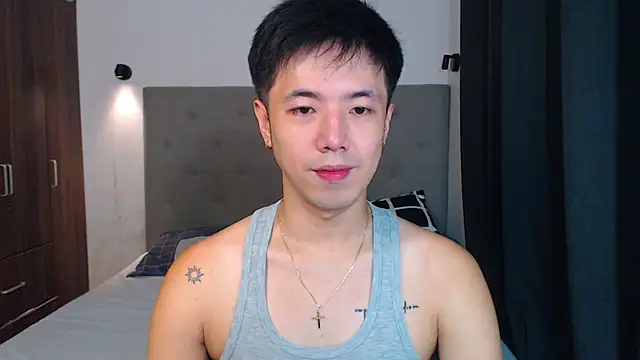 Addictiveboi live sex cam