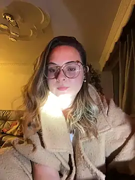 Lilaa2305's cam snapshot