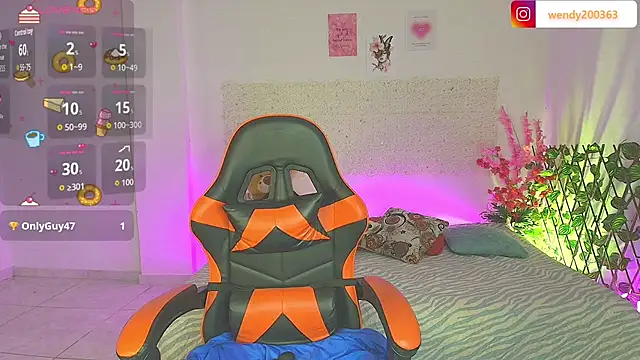 babyhotstar1's cam snapshot