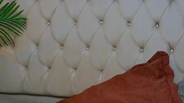 Miaa_Collinss's cam snapshot