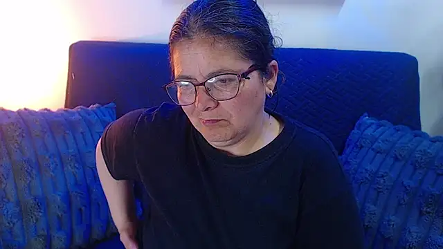 Linda_banks_'s cam snapshot