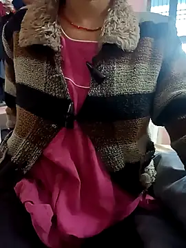 COUPLLE_VILLAGE live sex cam