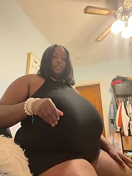 Cocomamii1 live sex cam