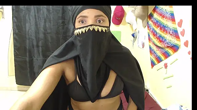 lia_Hazbun's cam snapshot