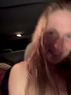 GoldenFlameGoddess live sex cam